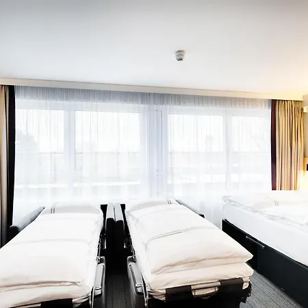 Premier Airport Hotell 3*