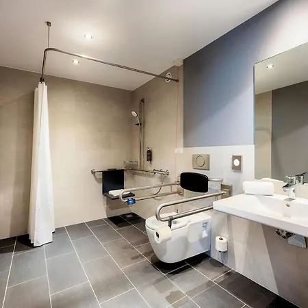 Hotell Premier Airport 3*