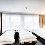 Premier Airport Hotel 3*