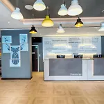 Hotel Premier Airport 3*