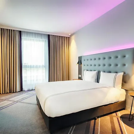 Premier Airport Hotel 3*